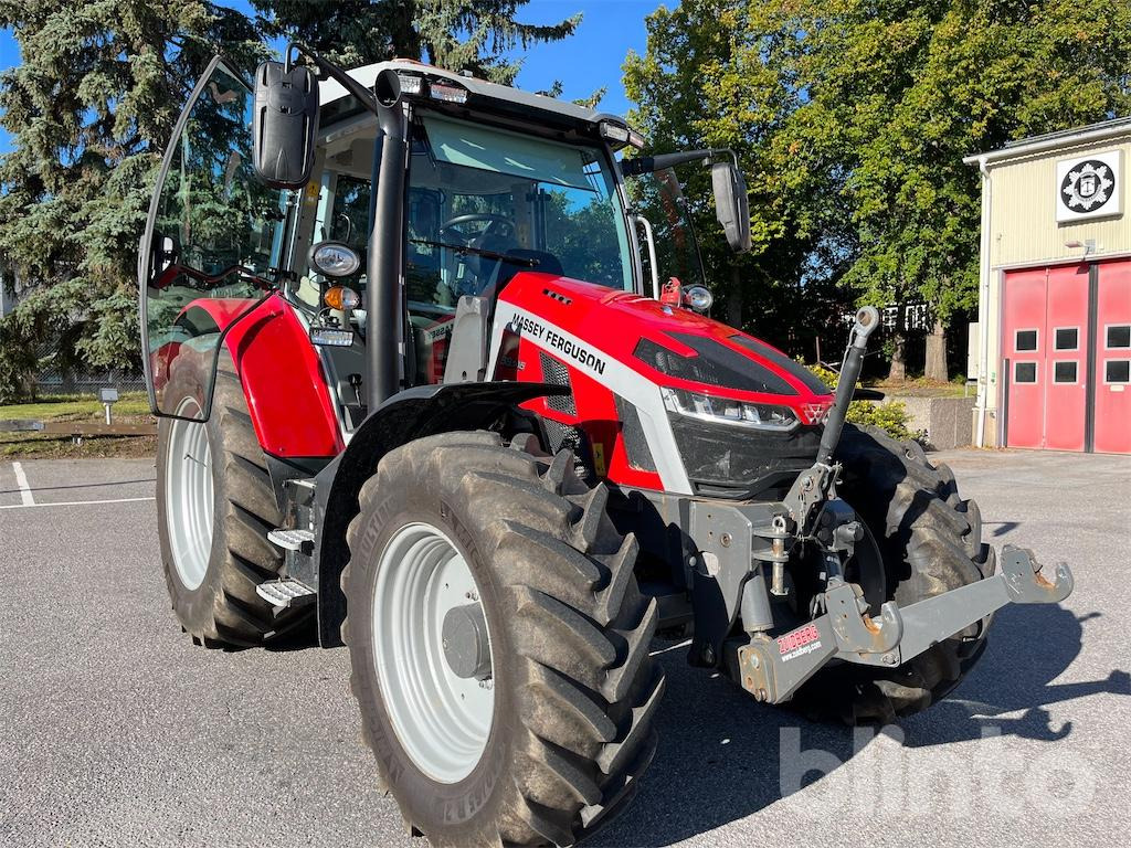 MASSEY FERGUSON - Traktor: obrázek 3 MASSEY FERGUSON - Traktor: obrázek 3
