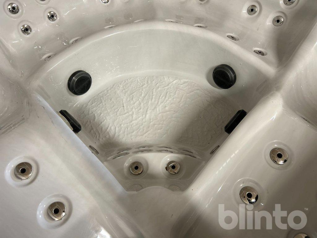 Nástroj/ Vybavení Massage Bathtub: obrázek 9 Nástroj/ Vybavení Massage Bathtub: obrázek 9