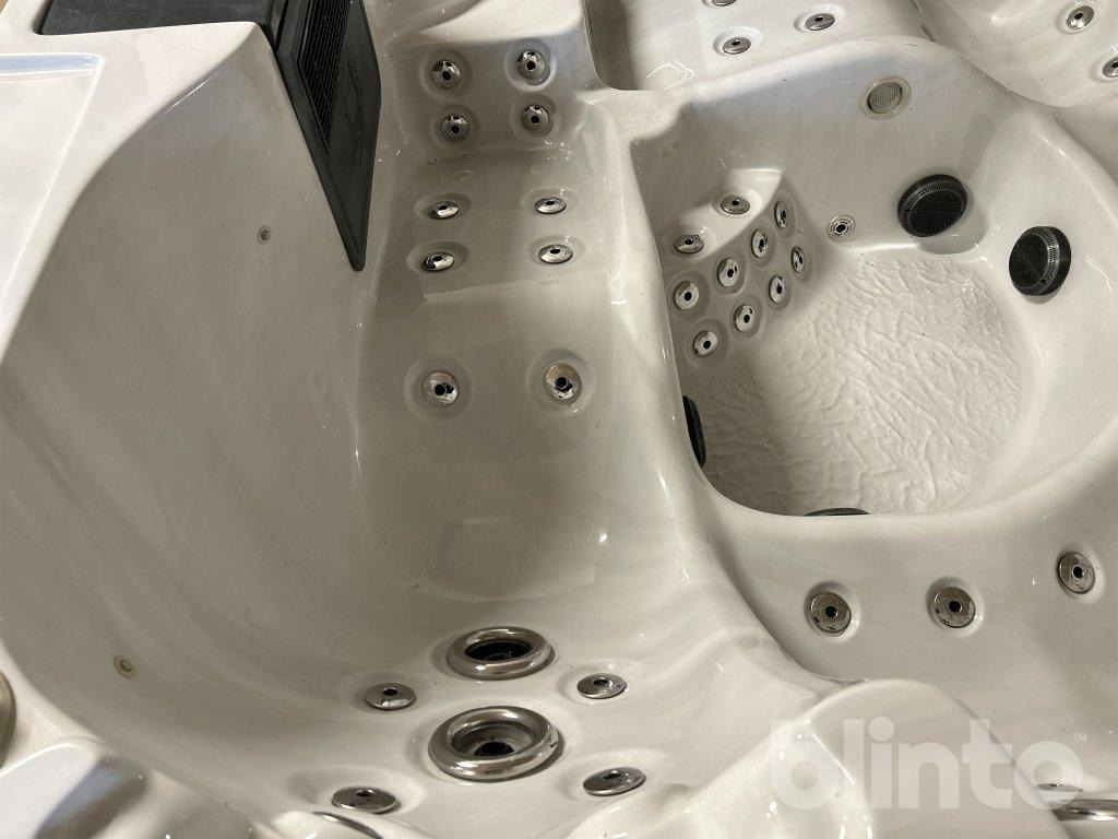 Nástroj/ Vybavení Massage Bathtub: obrázek 15 Nástroj/ Vybavení Massage Bathtub: obrázek 15