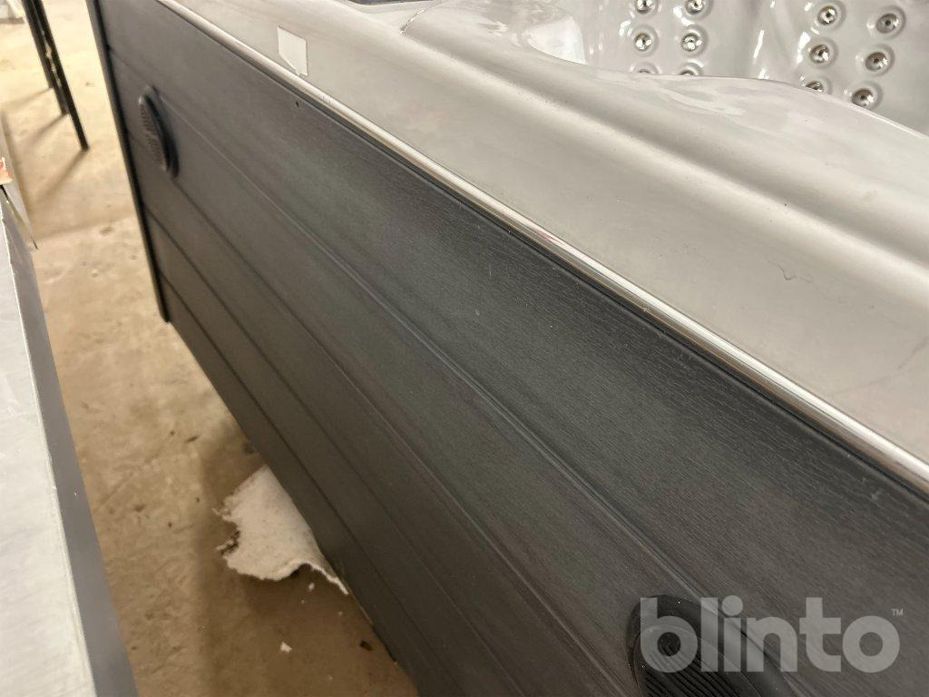 Nástroj/ Vybavení Massage Bathtub: obrázek 10 Nástroj/ Vybavení Massage Bathtub: obrázek 10