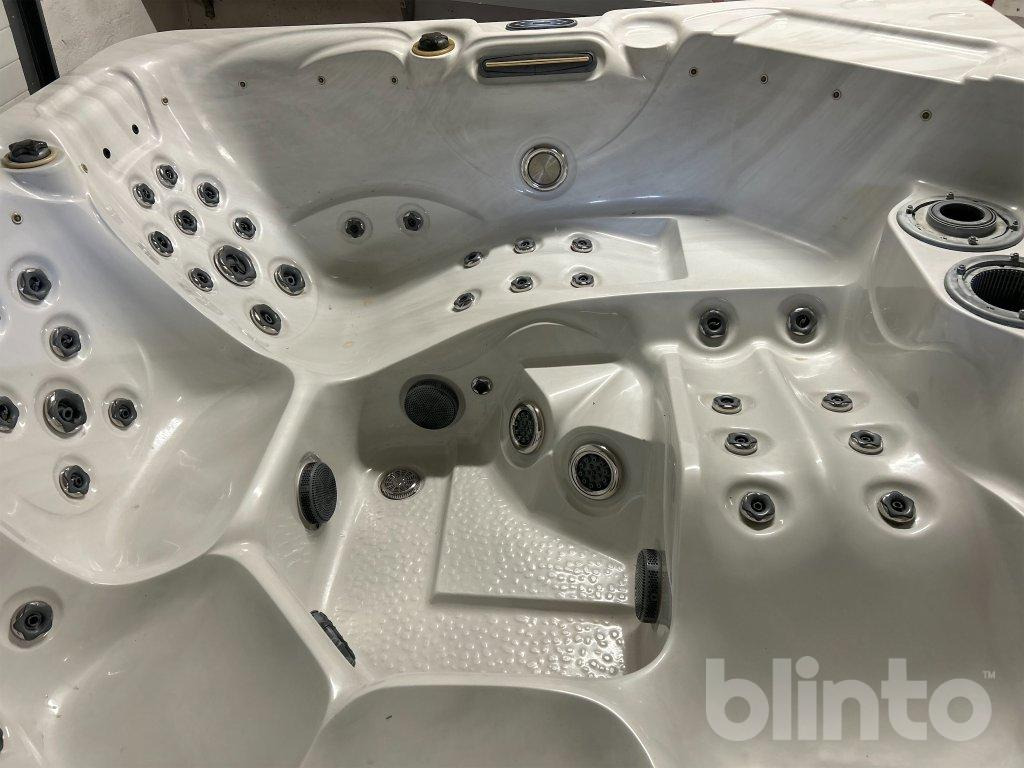 Massage Bathtubs - Nástroj/ Vybavení: obrázek 5 Massage Bathtubs - Nástroj/ Vybavení: obrázek 5