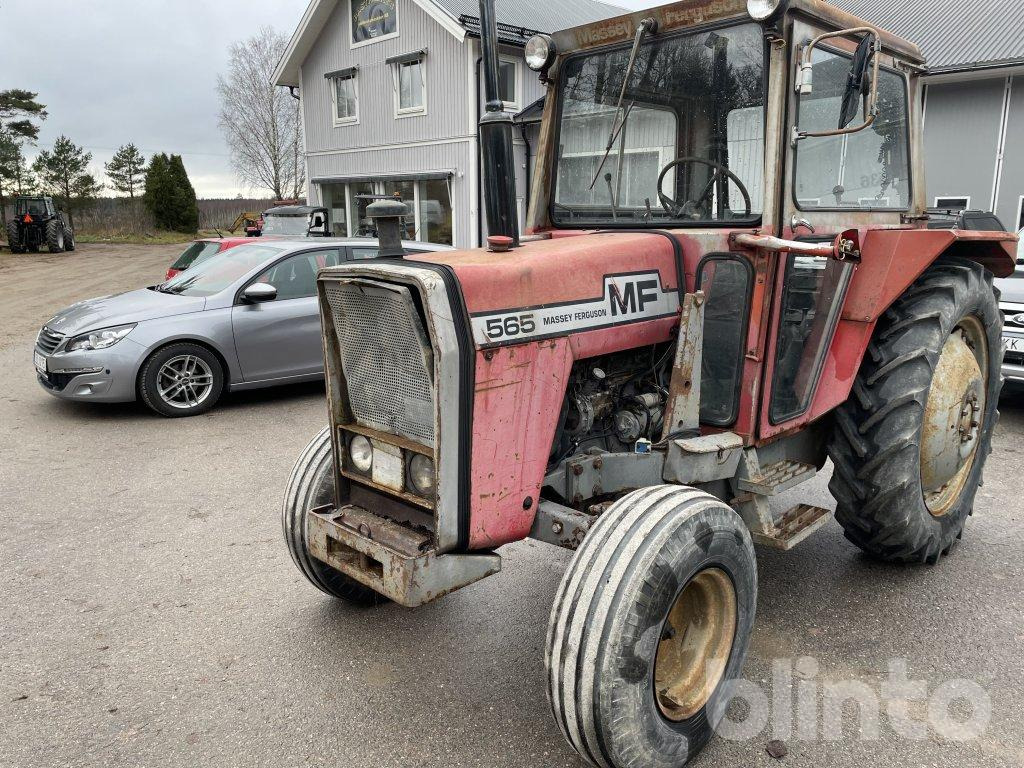 Massey Ferguson 565 - Traktor: obrázek 3 Massey Ferguson 565 - Traktor: obrázek 3