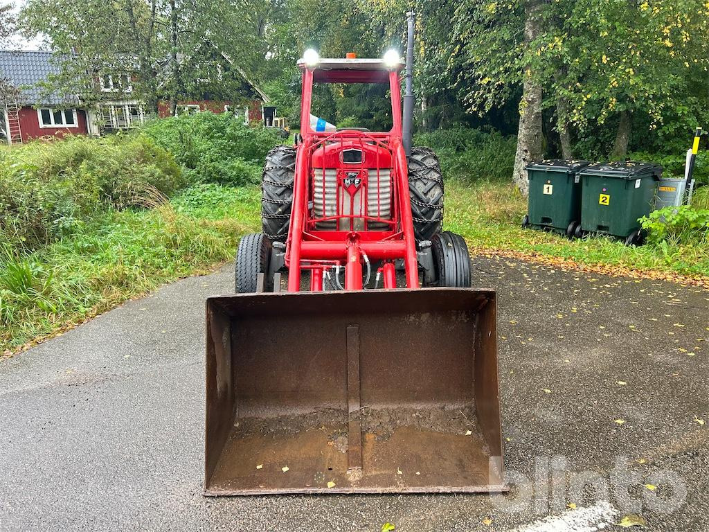 Massey Ferguson 765 - Traktor: obrázek 2 Massey Ferguson 765 - Traktor: obrázek 2