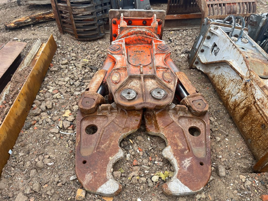 NPK SV250 - Demoliční nůžky: obrázek 1 NPK SV250 - Demoliční nůžky: obrázek 1