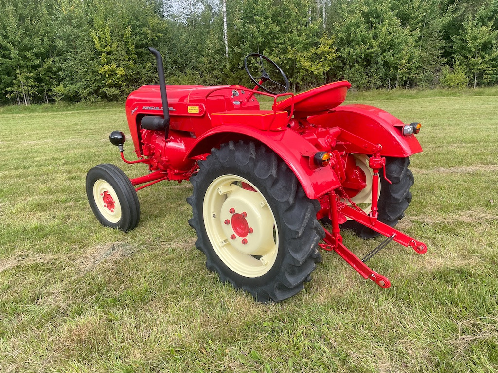 PORSCHE JUNIOR - Traktor: obrázek 4 PORSCHE JUNIOR - Traktor: obrázek 4