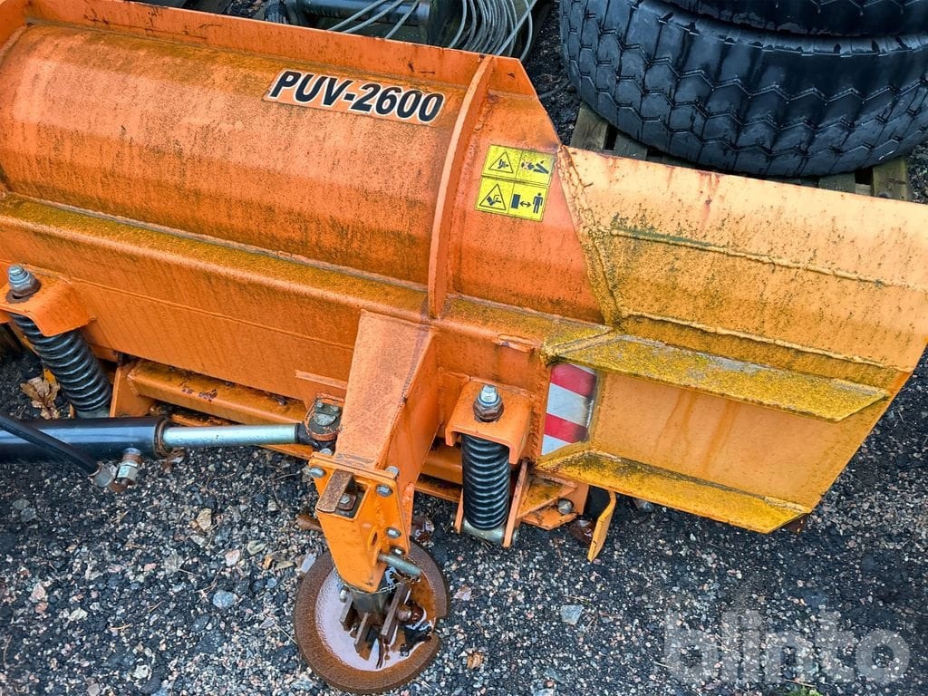 PUV-2600 - Sněžný pluh: obrázek 2 PUV-2600 - Sněžný pluh: obrázek 2