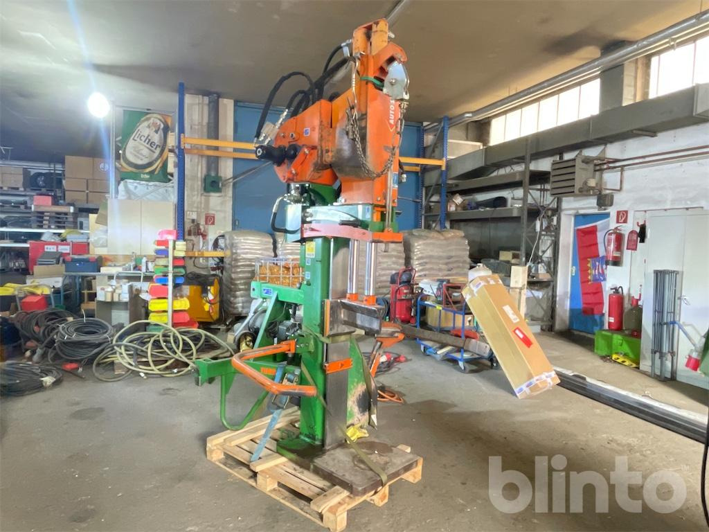 Posch Hydo Combi 24 (2012) - Štípačka na dřevo: obrázek 1 Posch Hydo Combi 24 (2012) - Štípačka na dřevo: obrázek 1