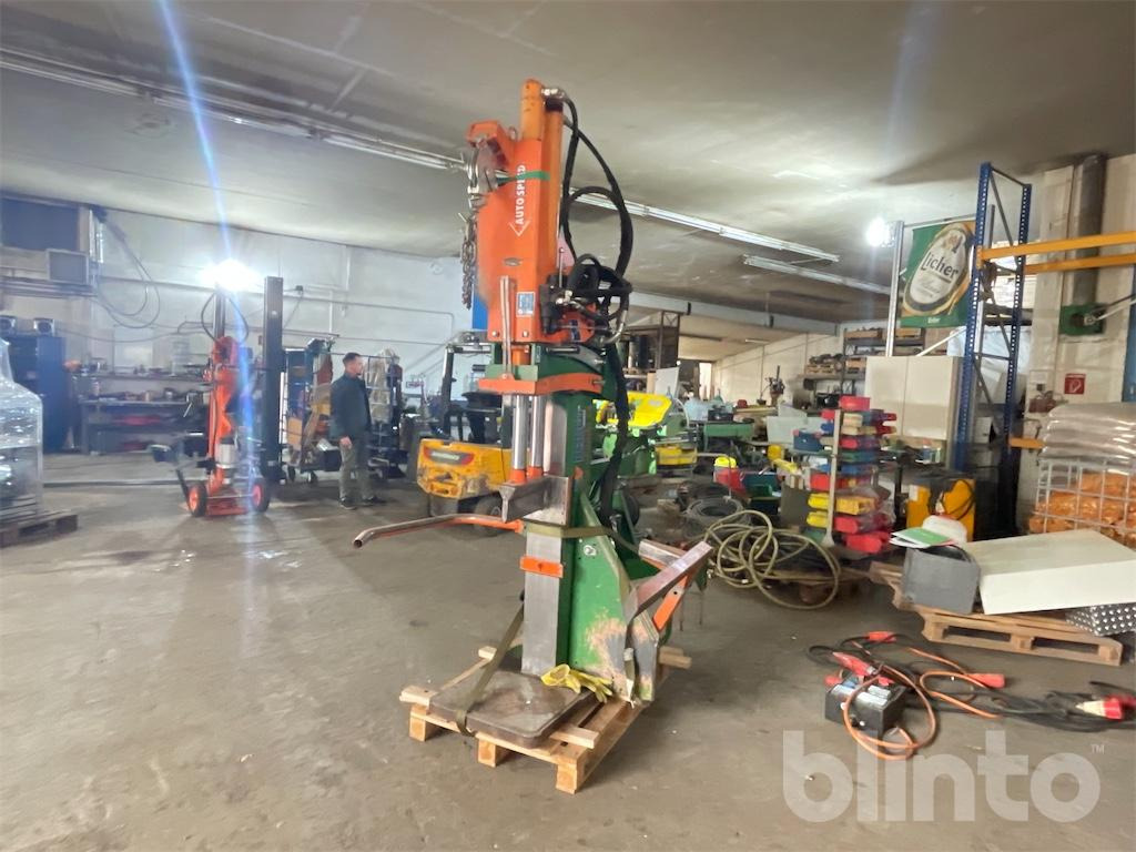 Posch Hydo Combi 24 (2012) - Štípačka na dřevo: obrázek 2 Posch Hydo Combi 24 (2012) - Štípačka na dřevo: obrázek 2