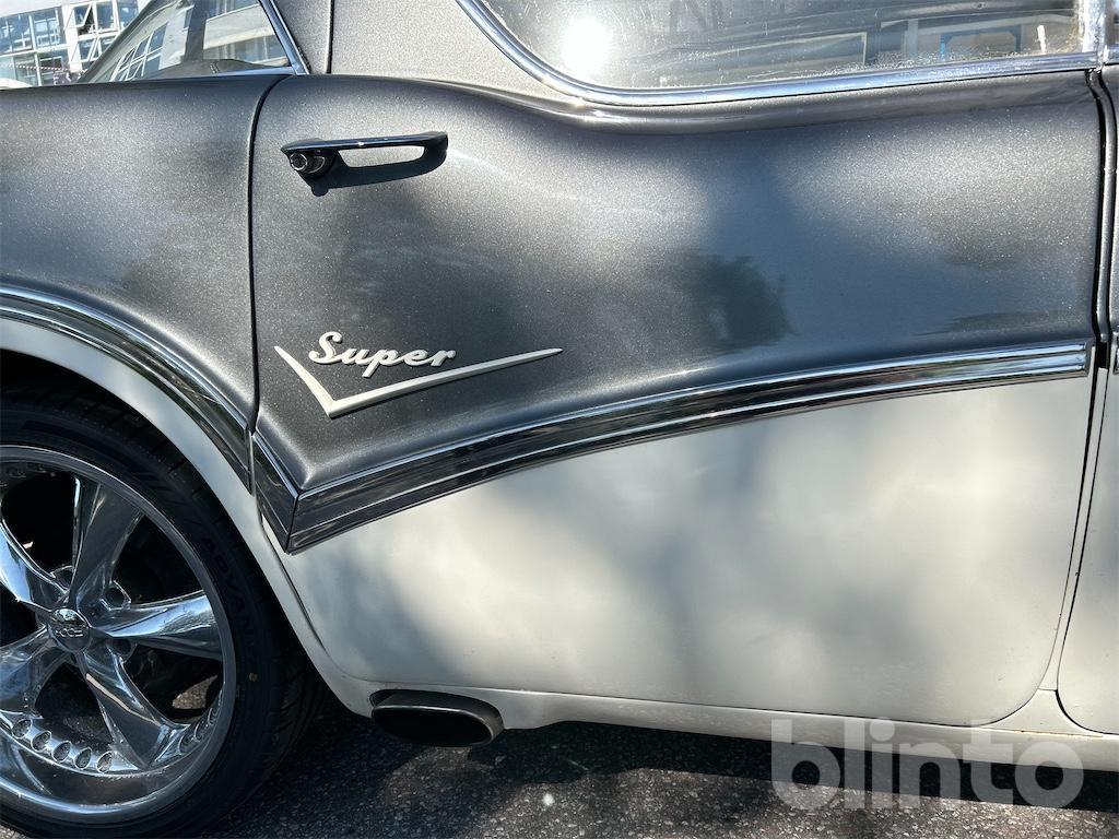 Osobní auto Riviera 6.0 V8 -57: obrázek 30