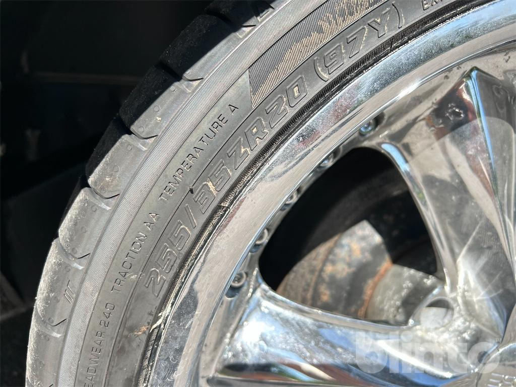 Osobní auto Riviera 6.0 V8 -57: obrázek 22