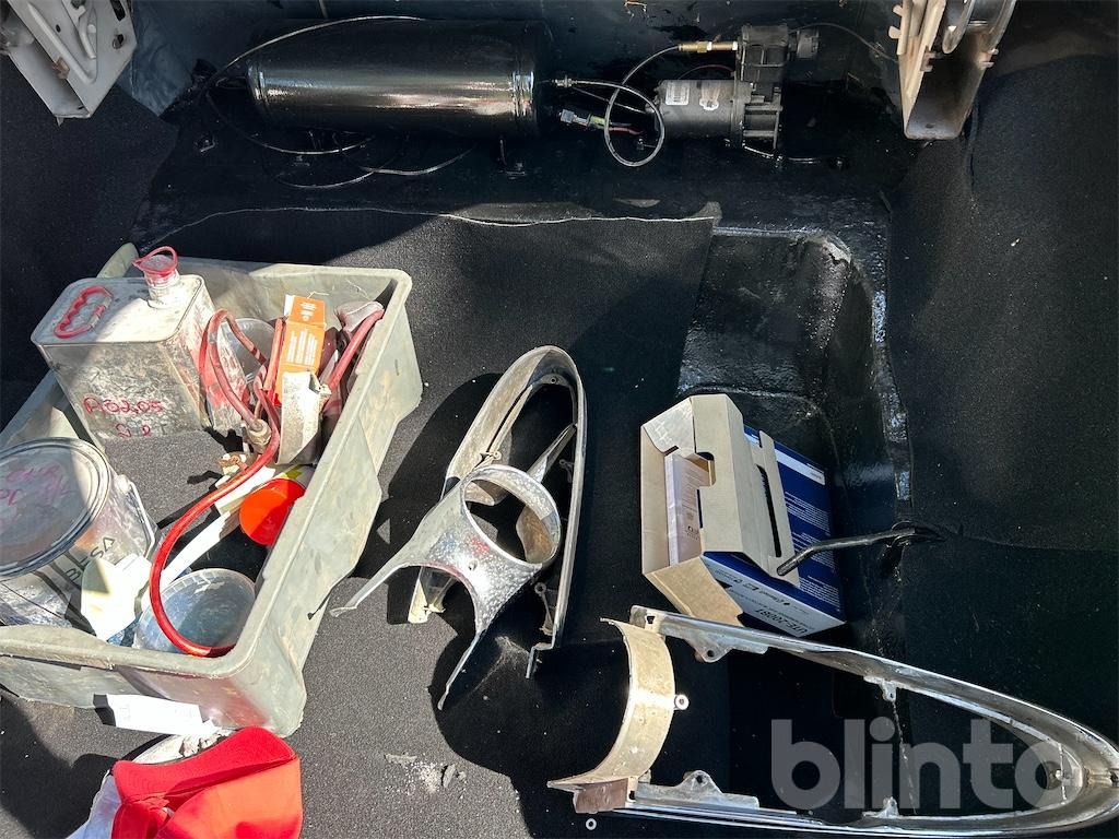 Osobní auto Riviera 6.0 V8 -57: obrázek 49