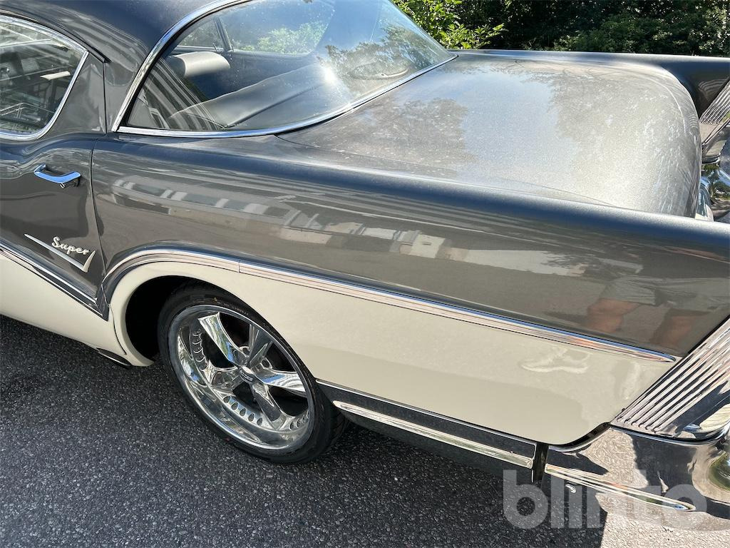 Osobní auto Riviera 6.0 V8 -57: obrázek 50