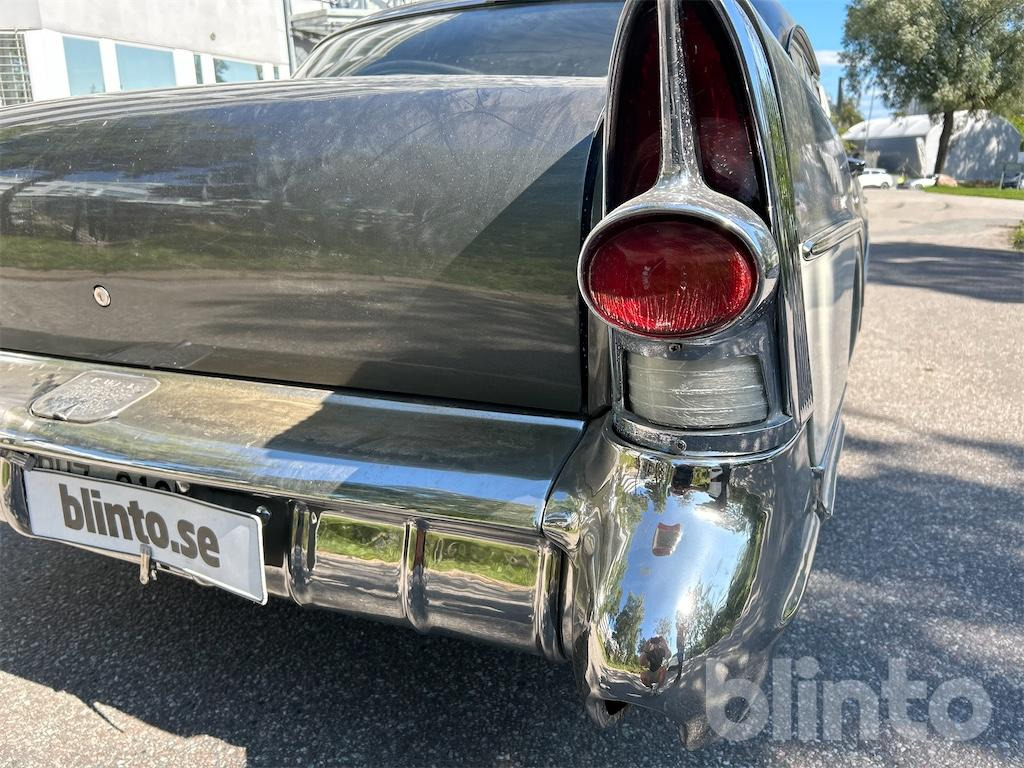 Osobní auto Riviera 6.0 V8 -57: obrázek 37