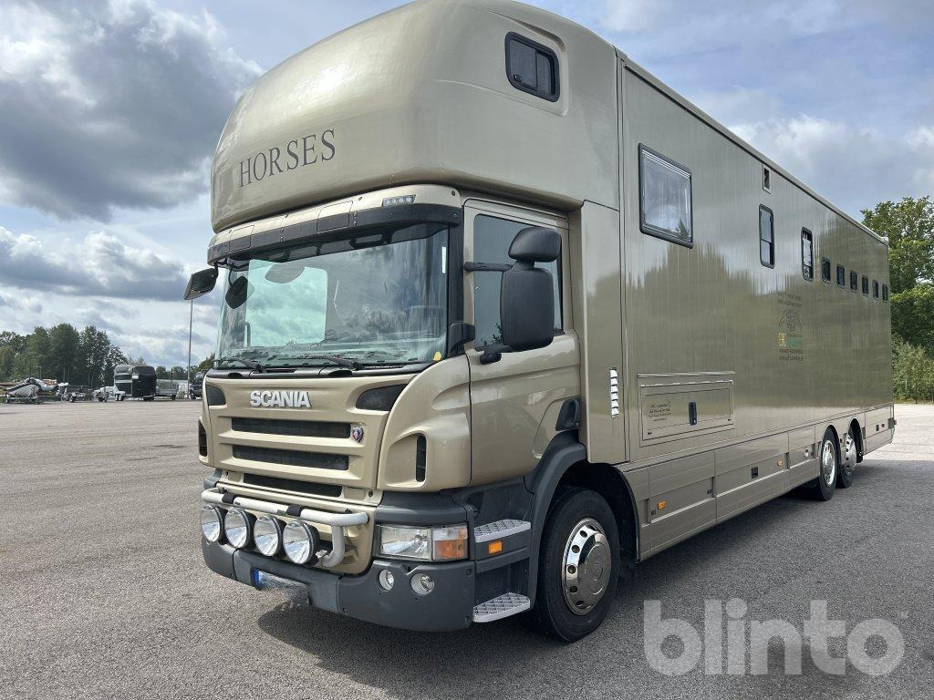 SCANIA P360DB6X2*4MNB - Auto na přepravu koní: obrázek 1 SCANIA P360DB6X2*4MNB - Auto na přepravu koní: obrázek 1