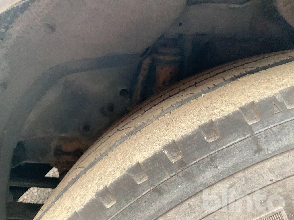 Skříňový nákladní auto SCANIA P94DB4X2LB230: obrázek 11 Skříňový nákladní auto SCANIA P94DB4X2LB230: obrázek 11