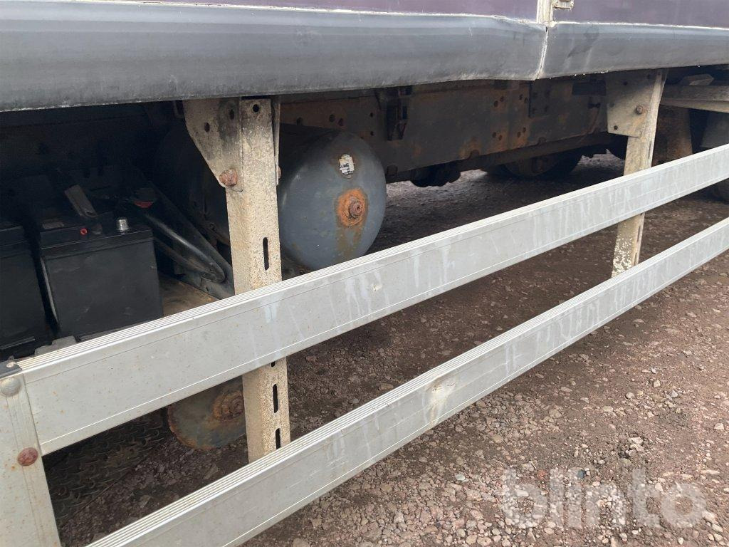 Skříňový nákladní auto SCANIA P94DB4X2LB230: obrázek 13 Skříňový nákladní auto SCANIA P94DB4X2LB230: obrázek 13