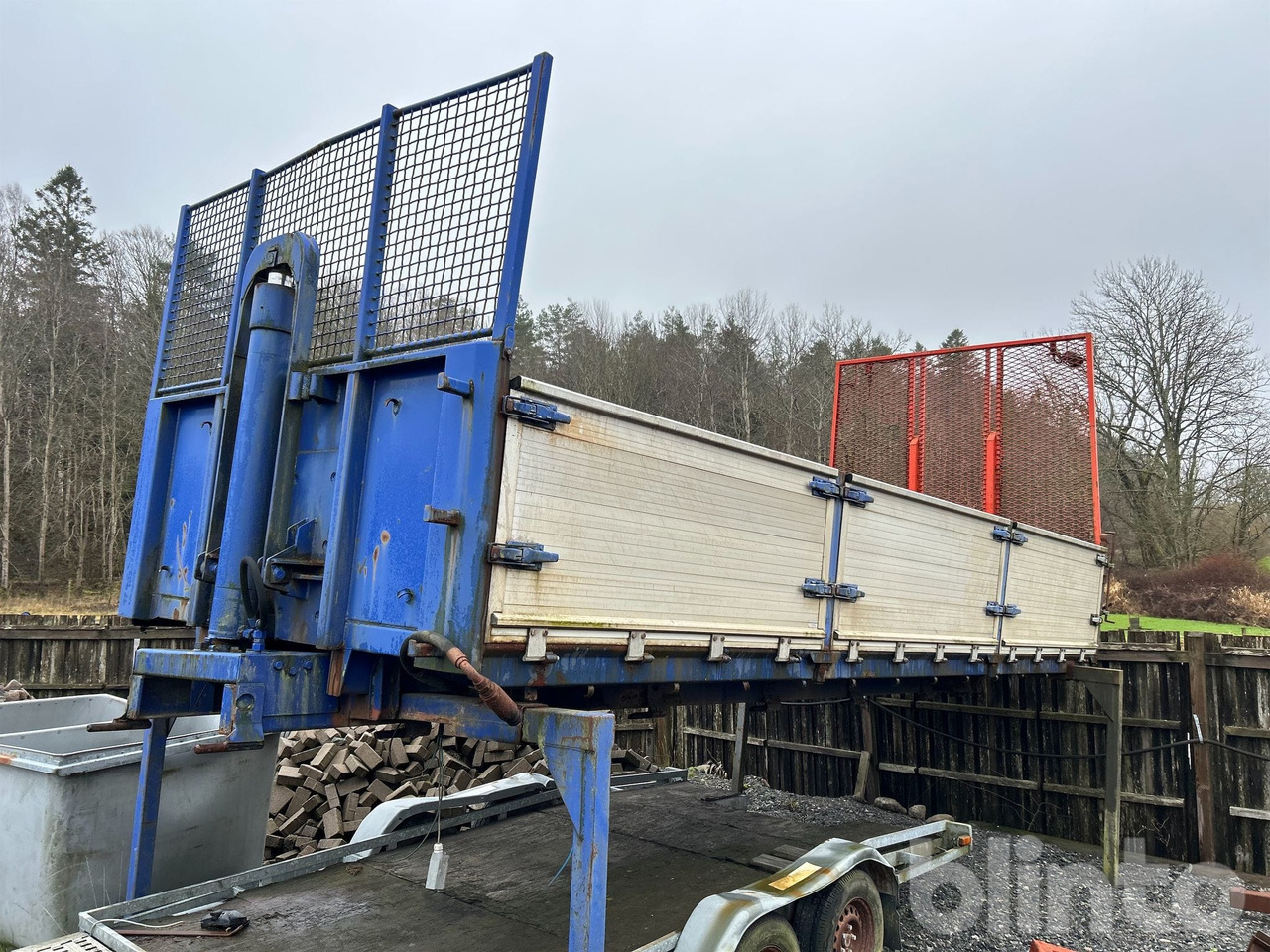 Sörling kameleont - Sklápěcí nástavba: obrázek 3 Sörling kameleont - Sklápěcí nástavba: obrázek 3