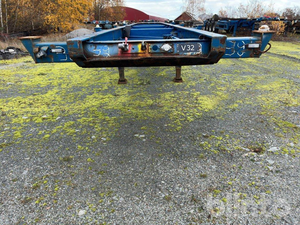 TRAUFO FRUEHAUF - Kontejnerovy návěs/ Výměnná nástavba: obrázek 2 TRAUFO FRUEHAUF - Kontejnerovy návěs/ Výměnná nástavba: obrázek 2