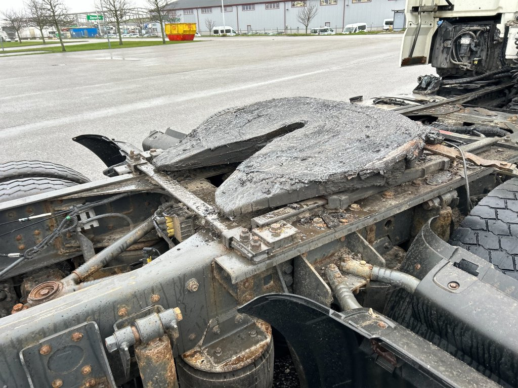 Tahač DAF FTS XF480z: obrázek 32 Tahač DAF FTS XF480z: obrázek 32