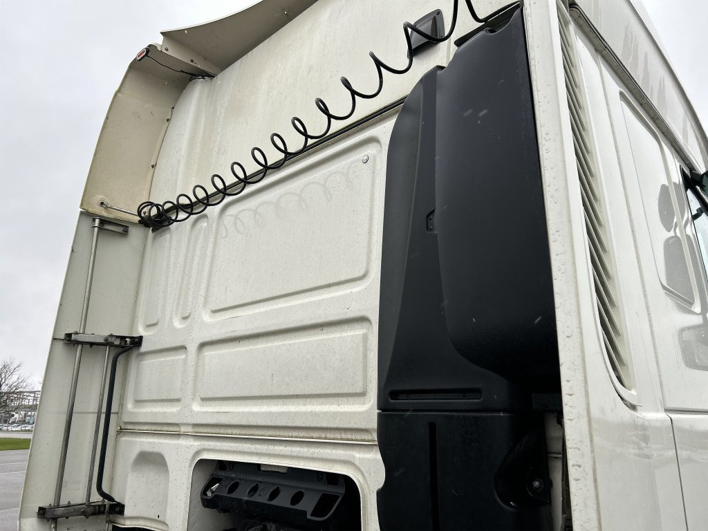 Tahač DAF FTS XF480z: obrázek 25 Tahač DAF FTS XF480z: obrázek 25