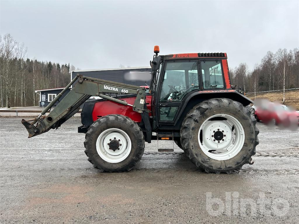 VALTRA VALMET 6200-4 - Traktor: obrázek 2 VALTRA VALMET 6200-4 - Traktor: obrázek 2
