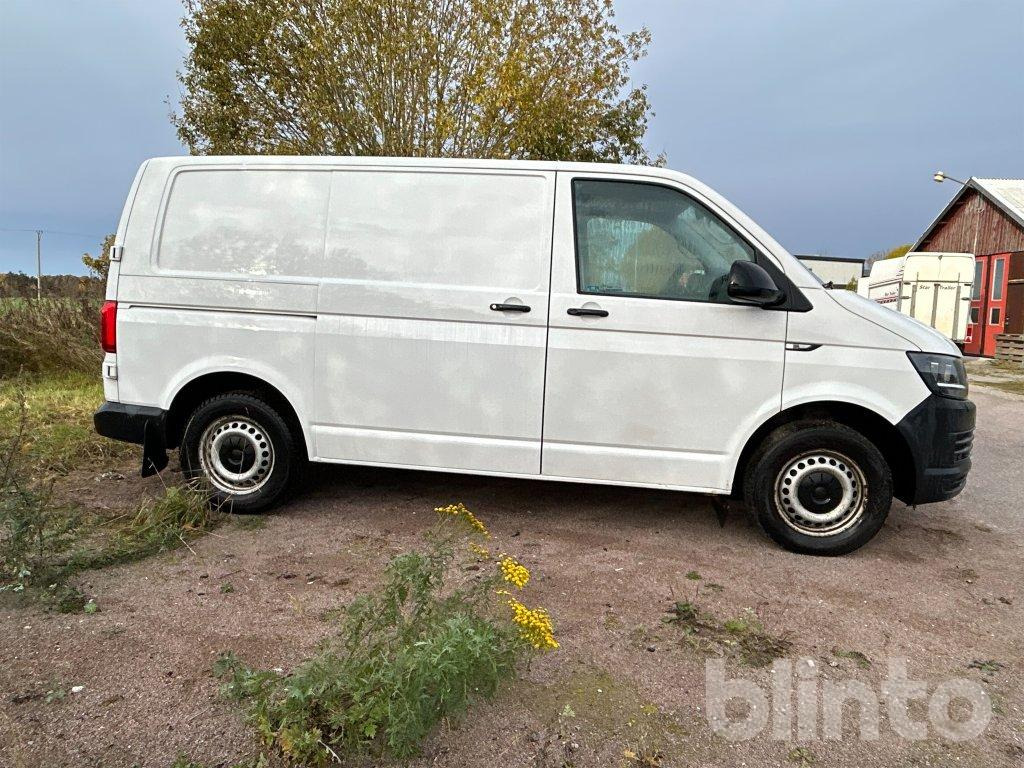 VOLKSWAGEN, VW Transporter TDI T6 DSG - Furgon: obrázek 2 VOLKSWAGEN, VW Transporter TDI T6 DSG - Furgon: obrázek 2
