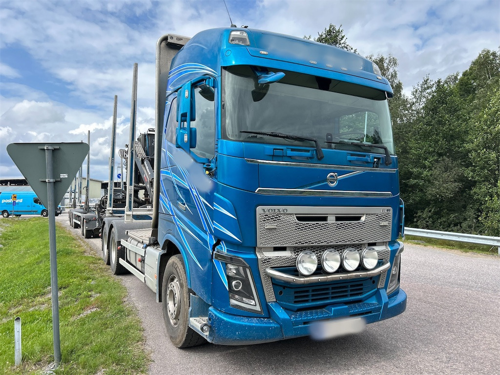 VOLVO FH 6X4 - Lesovůz: obrázek 3 VOLVO FH 6X4 - Lesovůz: obrázek 3