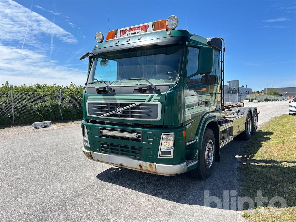 VOLVO FM 400 6X2 JMNL - Hákový nosič kontejnerů: obrázek 2 VOLVO FM 400 6X2 JMNL - Hákový nosič kontejnerů: obrázek 2