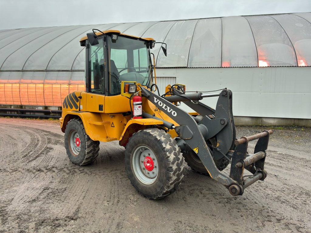 Volvo L-30B-ZX - Kolový nakladač: obrázek 3 Volvo L-30B-ZX - Kolový nakladač: obrázek 3