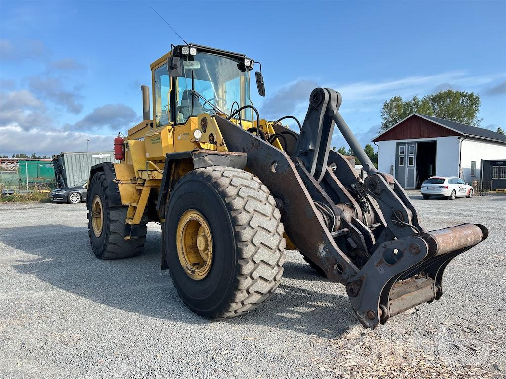 Volvo L180C - Kolový nakladač: obrázek 3 Volvo L180C - Kolový nakladač: obrázek 3