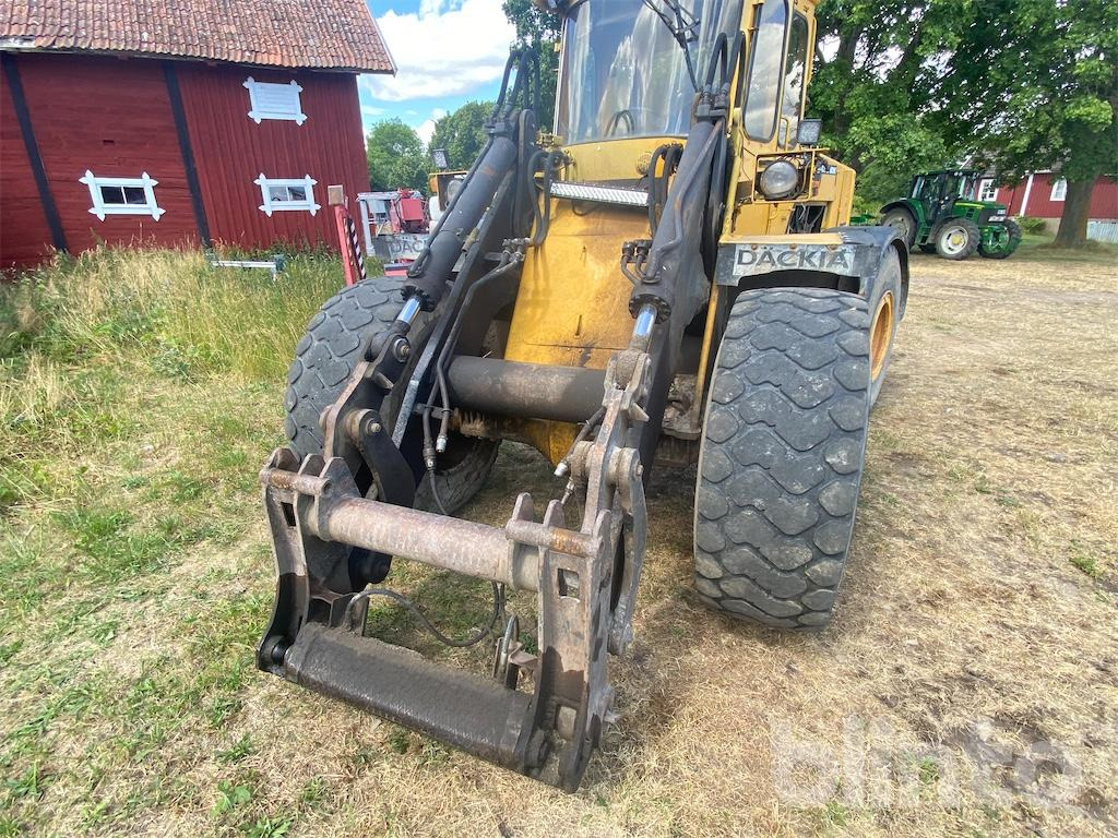 Kolový nakladač Volvo L90: obrázek 9
