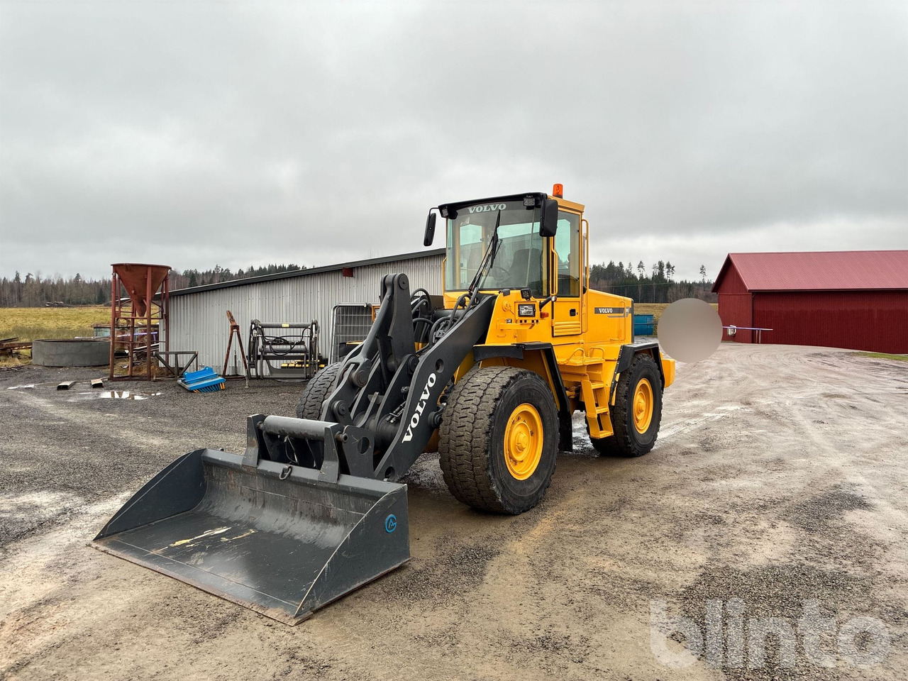 Volvo L90C - Kolový nakladač: obrázek 1 Volvo L90C - Kolový nakladač: obrázek 1