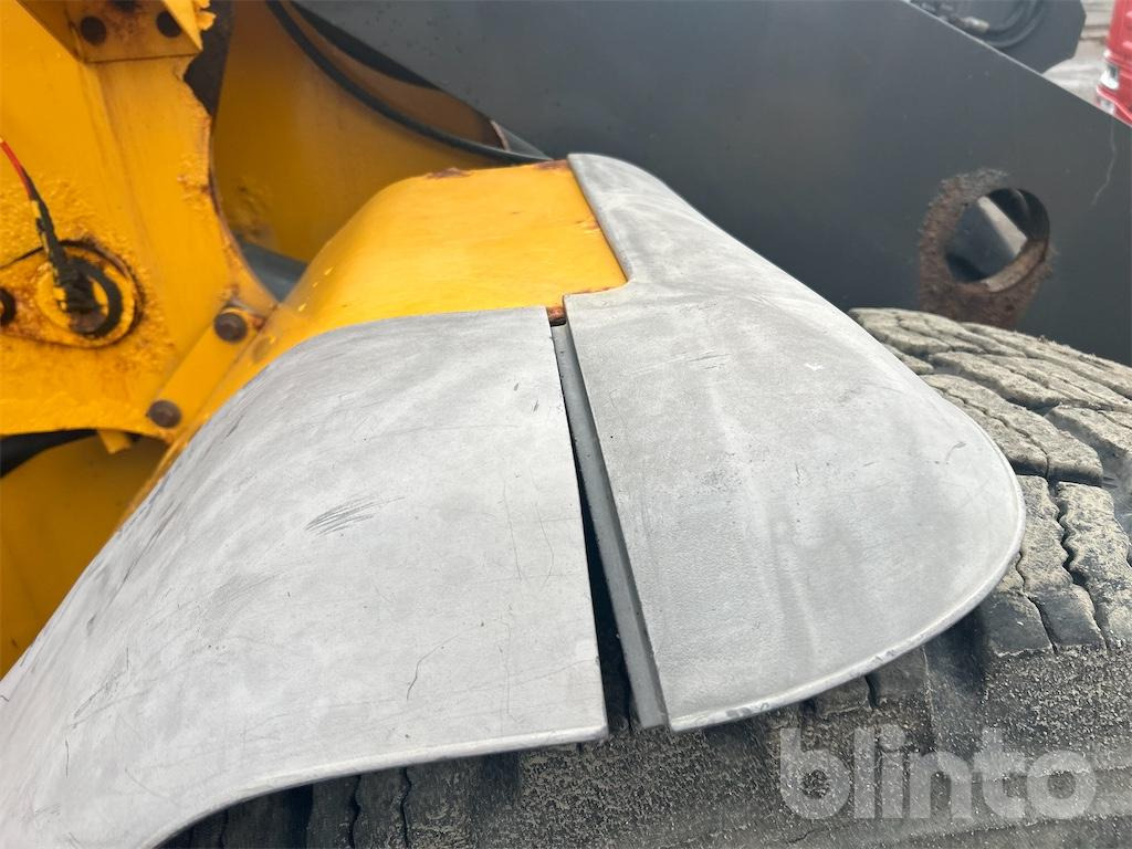 Kolový nakladač Volvo L90F - 1 Ägare: obrázek 35