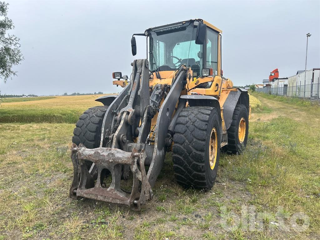 Volvo L90F - Kolový nakladač: obrázek 2 Volvo L90F - Kolový nakladač: obrázek 2