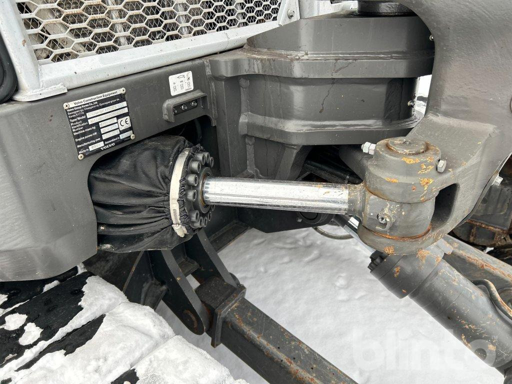 Pásové rýpadlo Volvo: obrázek 15