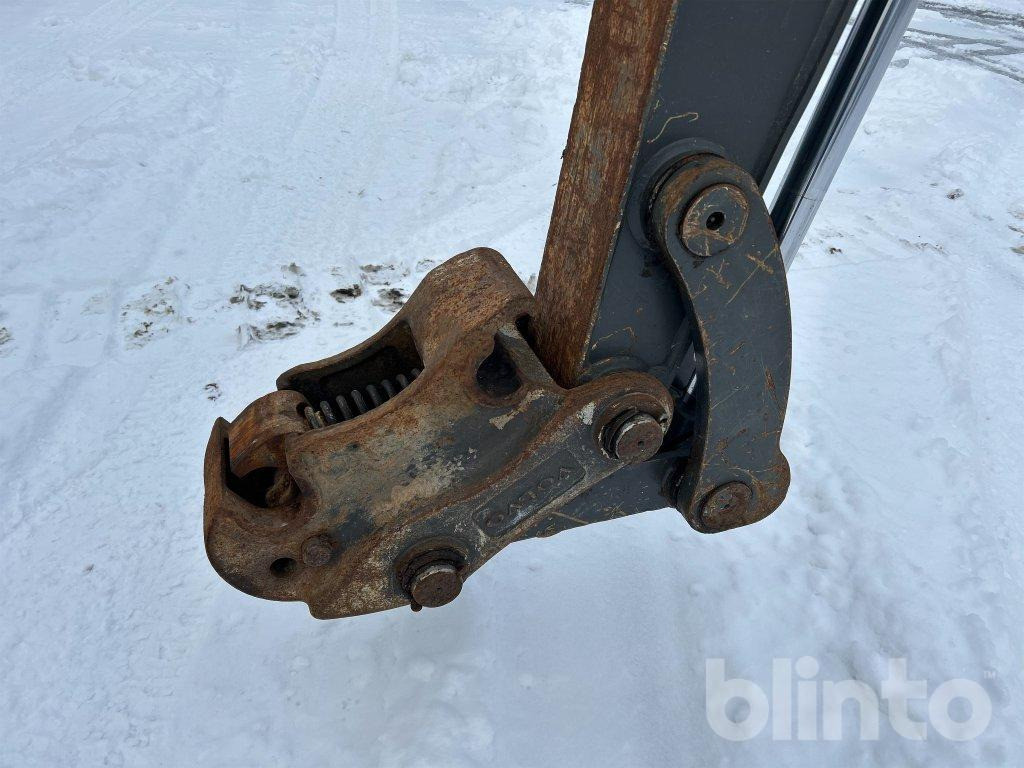 Pásové rýpadlo Volvo: obrázek 18