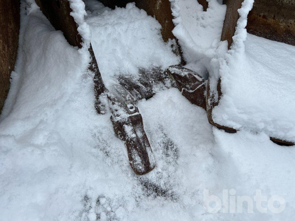 Pásové rýpadlo Volvo: obrázek 37