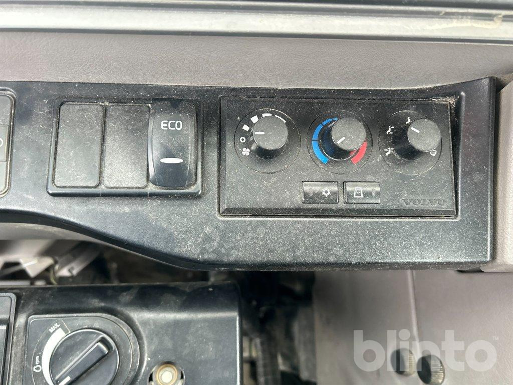 Pásové rýpadlo Volvo: obrázek 30