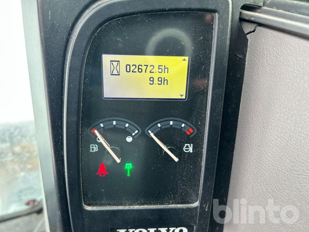 Pásové rýpadlo Volvo: obrázek 33