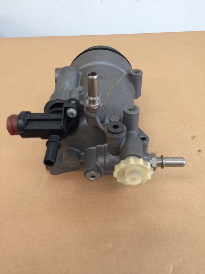GRUPPO FILTRO CARBURANTE CON RISCALDAMENTO MAN - Palivový filtr pro Nákladní auto: obrázek 2 GRUPPO FILTRO CARBURANTE CON RISCALDAMENTO MAN - Palivový filtr pro Nákladní auto: obrázek 2