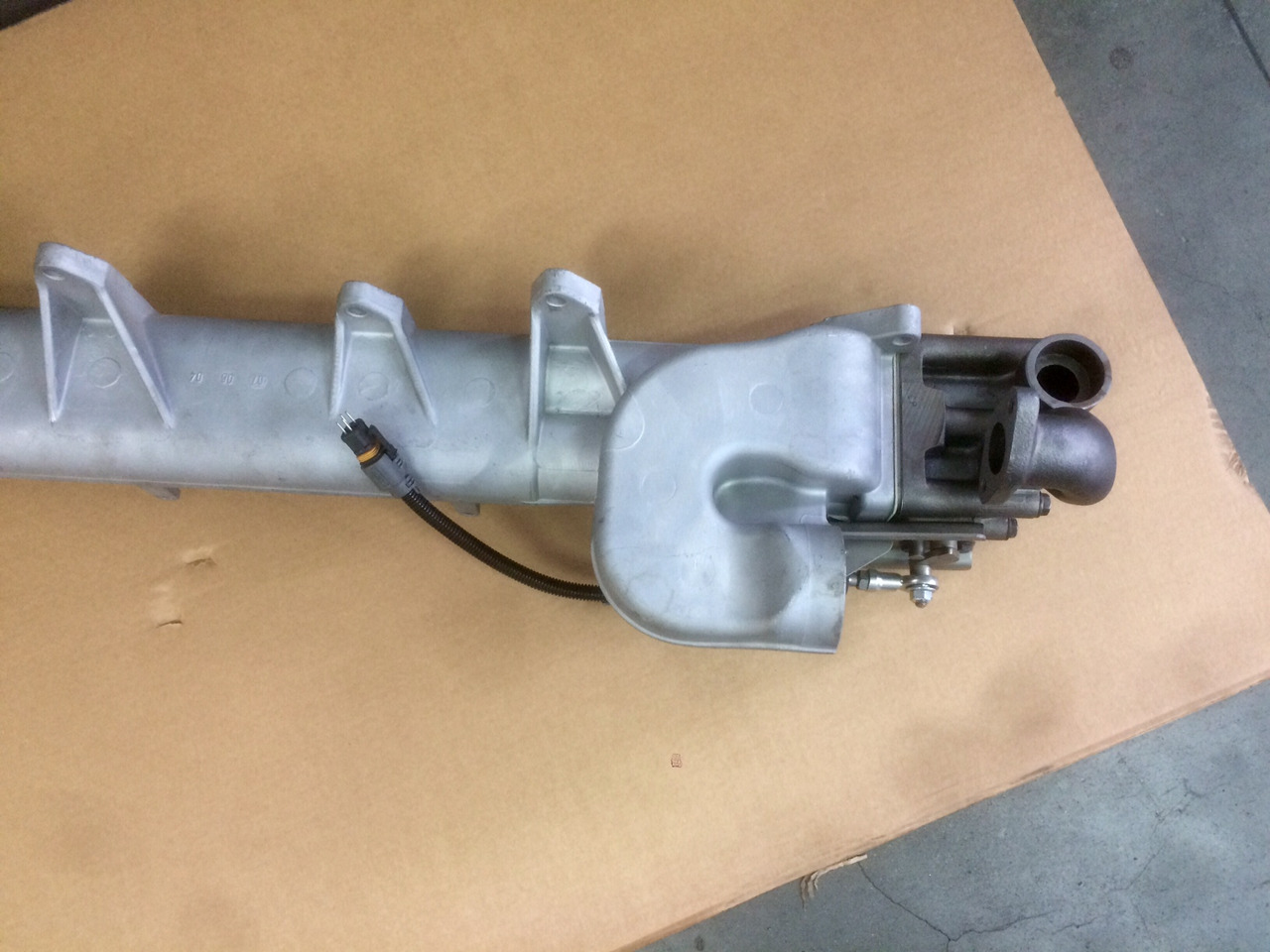 MODULO EGR (modulo ricircolo gas di scarico) - Motori MAN D2066 / D2676 - Euro 3 / Euro 4 - RIF. MAN 51081007047 - 51081007060 - 51081007063 - 51081007196 - Chladič EGR: obrázek 5 MODULO EGR (modulo ricircolo gas di scarico) - Motori MAN D2066 / D2676 - Euro 3 / Euro 4 - RIF. MAN 51081007047 - 51081007060 - 51081007063 - 51081007196 - Chladič EGR: obrázek 5