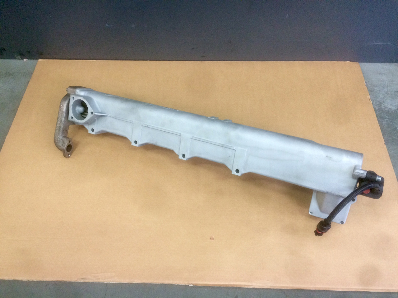 MODULO EGR (modulo ricircolo gas di scarico) - Motori MAN D2866 / D2876 - Euro 3 - RIF. MAN 51081007026 - 51081007027 - 51081007028 - 51081007089 - Chladič EGR: obrázek 1 MODULO EGR (modulo ricircolo gas di scarico) - Motori MAN D2866 / D2876 - Euro 3 - RIF. MAN 51081007026 - 51081007027 - 51081007028 - 51081007089 - Chladič EGR: obrázek 1
