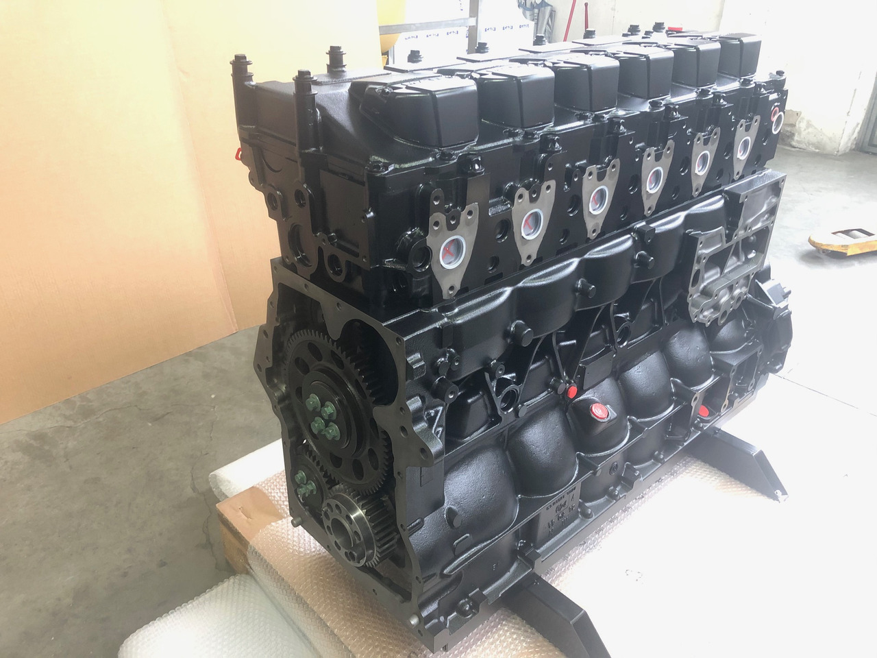 MOTORE MAN D2066LUH48 - 264kW / 360CV - EEV - Motor: obrázek 3 MOTORE MAN D2066LUH48 - 264kW / 360CV - EEV - Motor: obrázek 3