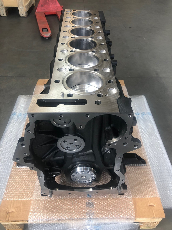 SHORTBLOCK / BLOCCO MOTORE MAN D2066 EURO6 (camion e bus) - Blok válců pro Nákladní auto: obrázek 3 SHORTBLOCK / BLOCCO MOTORE MAN D2066 EURO6 (camion e bus) - Blok válců pro Nákladní auto: obrázek 3