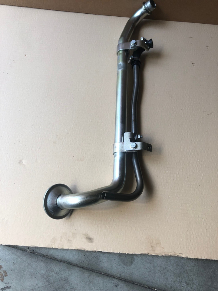TUBO ASPIRAZIONE OLIO MAN 51057035773 - Motor a díly pro Nákladní auto: obrázek 4 TUBO ASPIRAZIONE OLIO MAN 51057035773 - Motor a díly pro Nákladní auto: obrázek 4