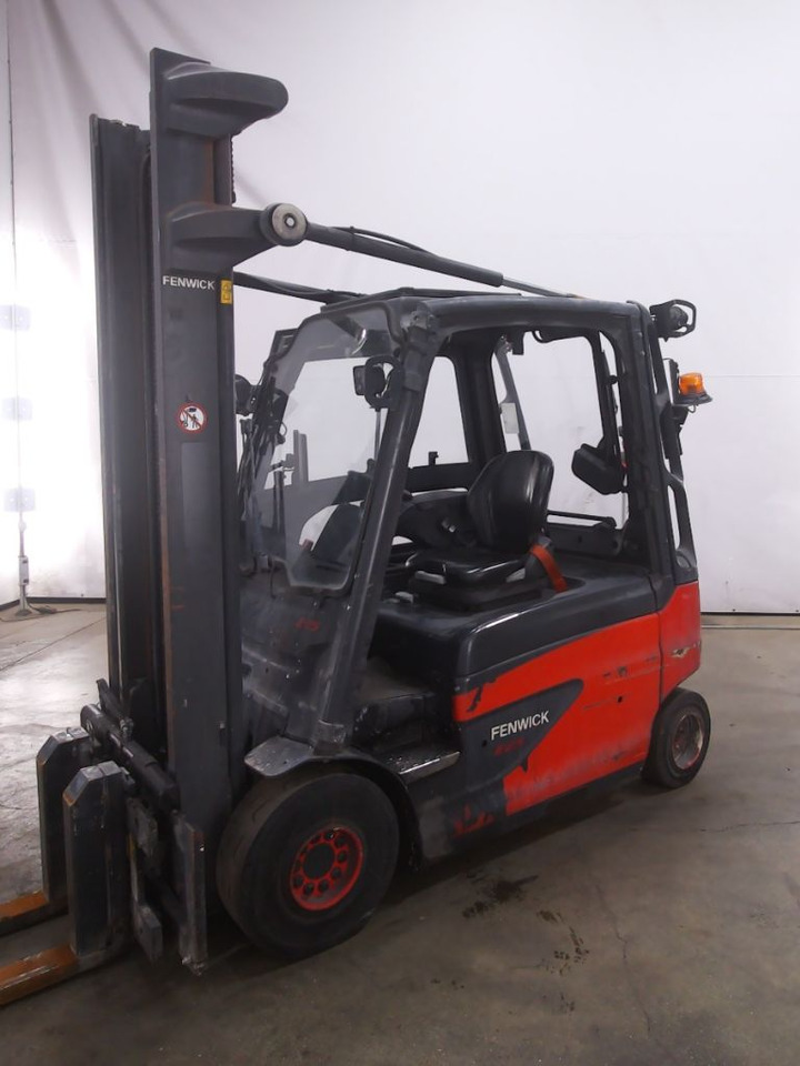 Elektrický vysokozdvižný vozík Linde E25L-01: obrázek 1