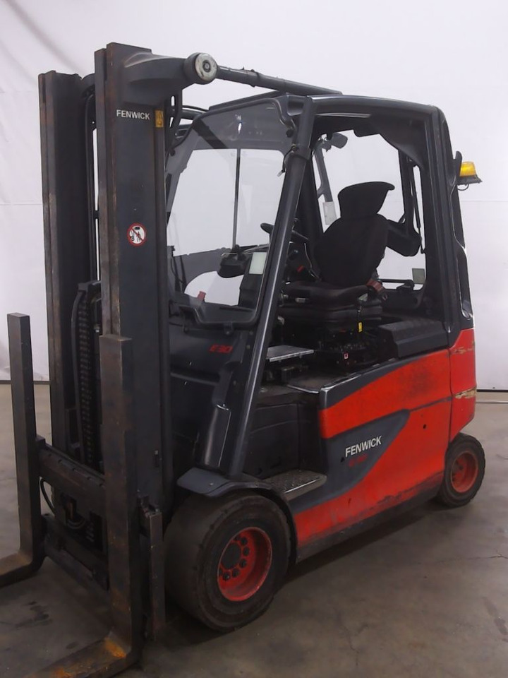 Linde E30HL-01/600 - Elektrický vysokozdvižný vozík: obrázek 5 Linde E30HL-01/600 - Elektrický vysokozdvižný vozík: obrázek 5