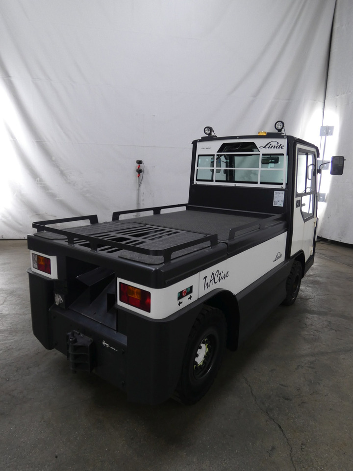 Linde P250 - Elektrický tahač: obrázek 2 Linde P250 - Elektrický tahač: obrázek 2