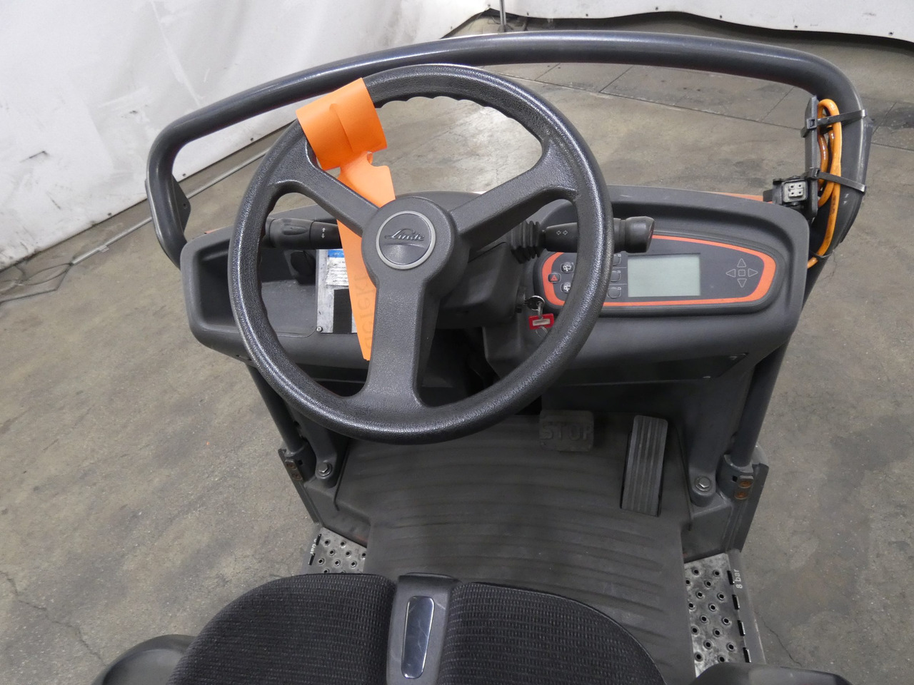 Linde P60/LIION - Elektrický tahač: obrázek 3 Linde P60/LIION - Elektrický tahač: obrázek 3