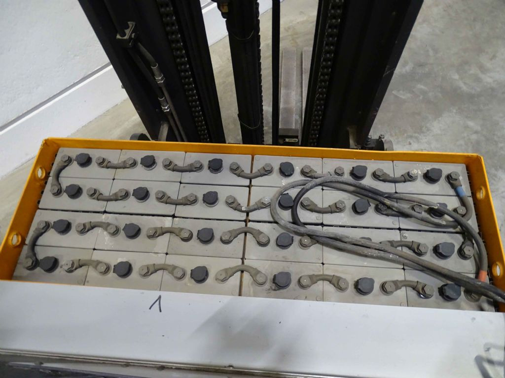 Still FM-X17 - Retrak: obrázek 4 Still FM-X17 - Retrak: obrázek 4